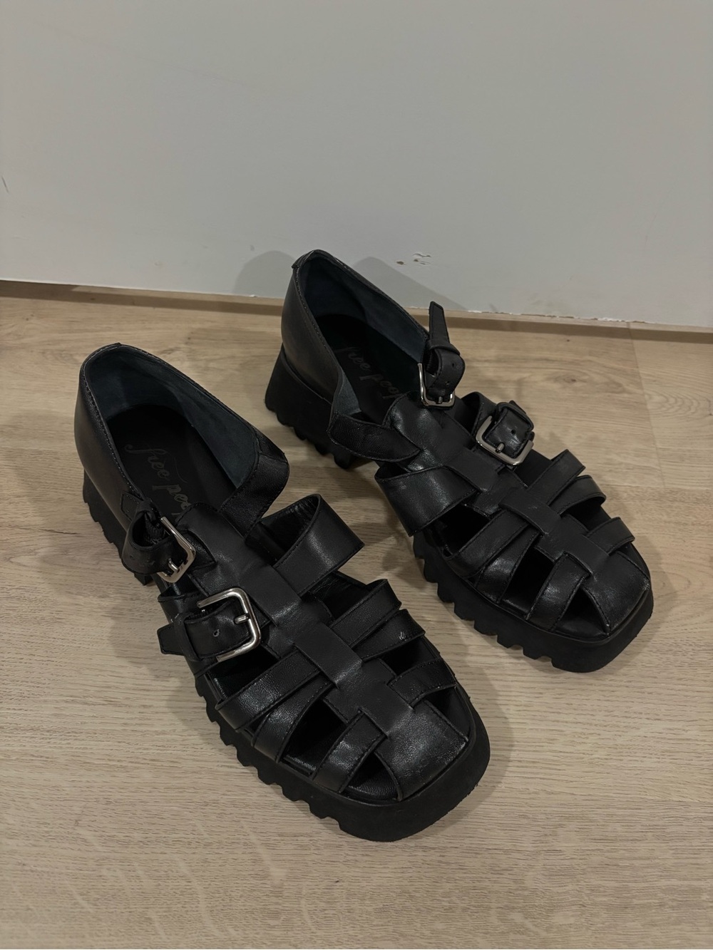 Free People Fisherman Sandals in Black Size 8.5